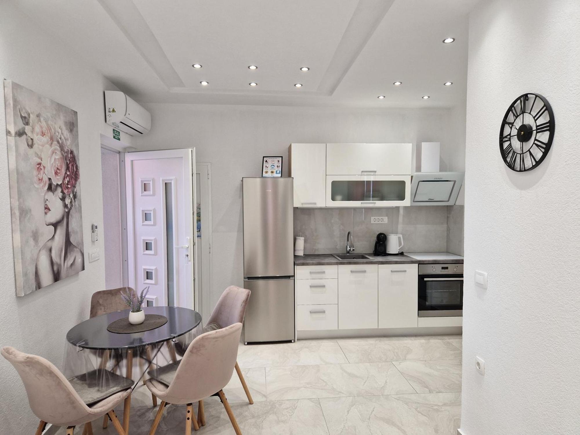 Apartmani Lavanda Centar Makarska Kültér fotó